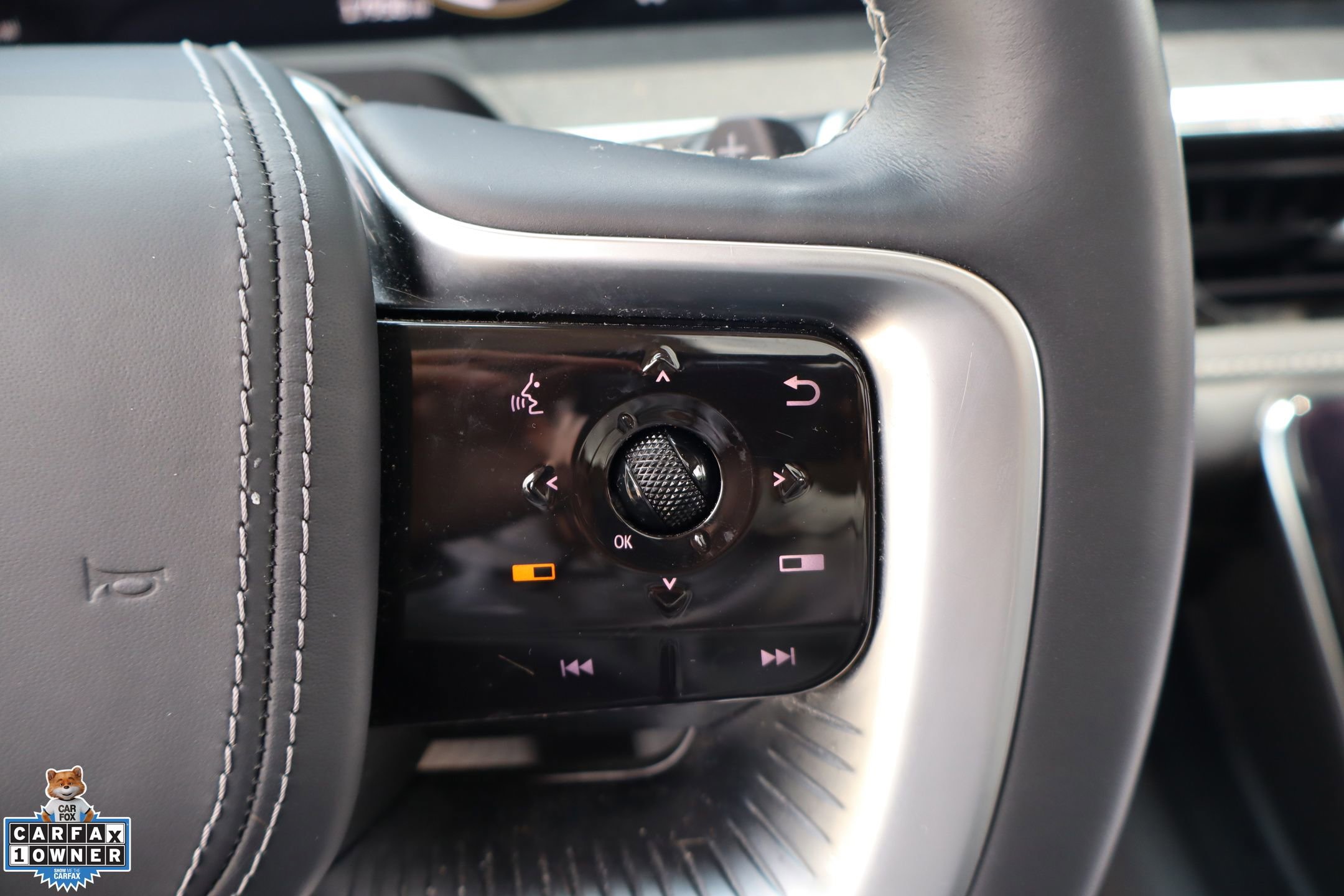 Used 2025 INFINITI QX80 Sensory AWD/4WD image 17