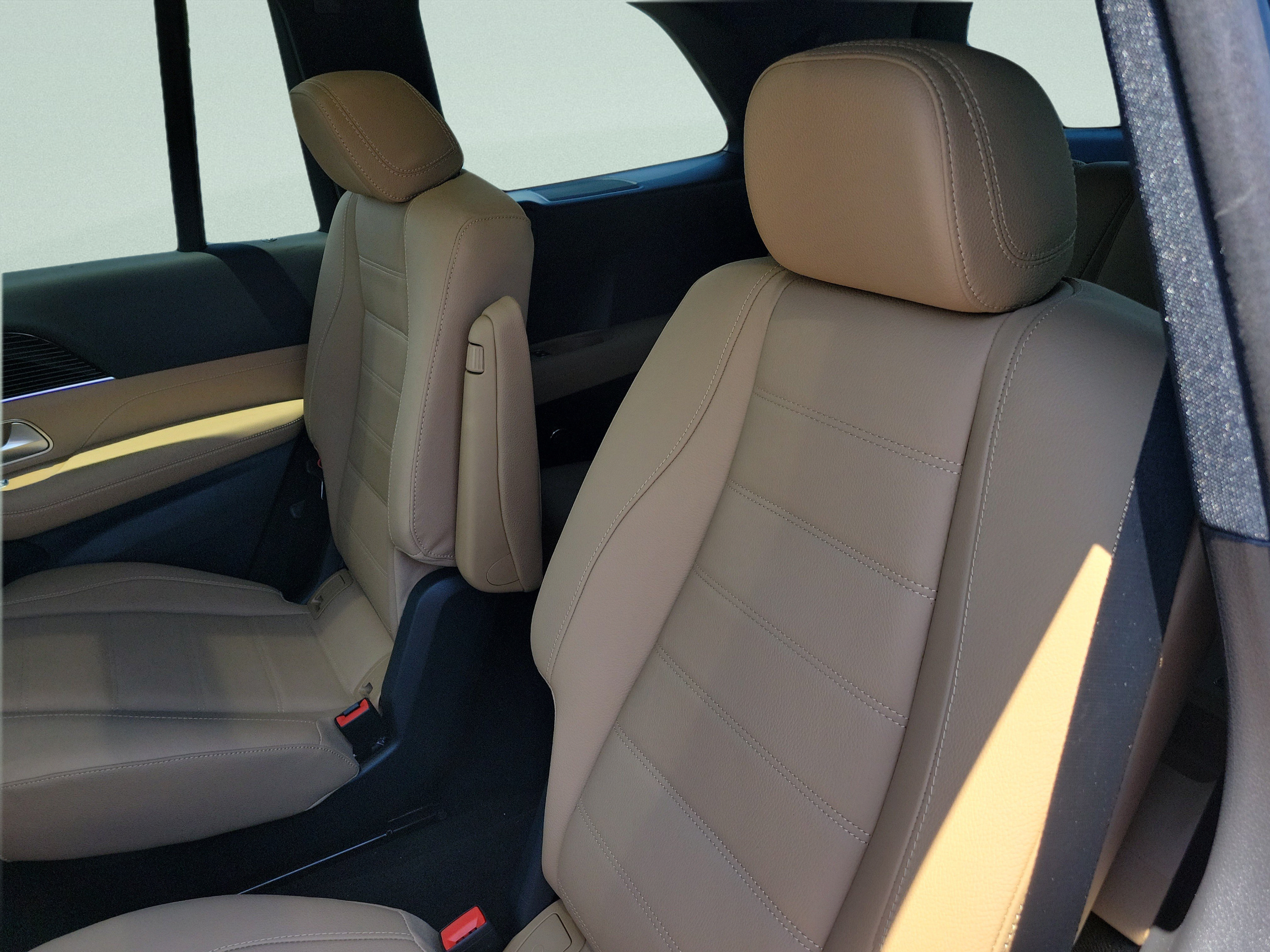 New 2026 Mercedes-Benz GLS 450 4MATIC image 9