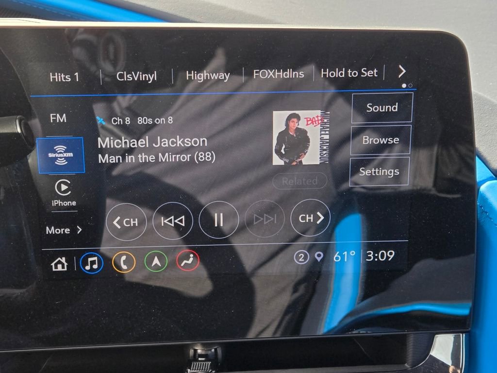 Used 2023 Chevrolet Corvette Stingray Premium Conv w/ Stealth Interior Trim Package image 25