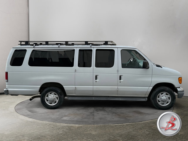 Used 2007 Ford E-350 and Econoline 350 Extended Wagon Super Duty image 8