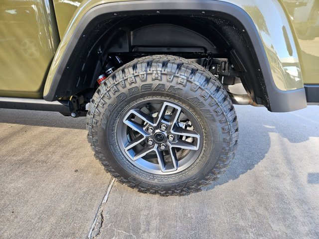 New 2026 Jeep Gladiator Mojave w/ Safety Group AWD/4WD image 9
