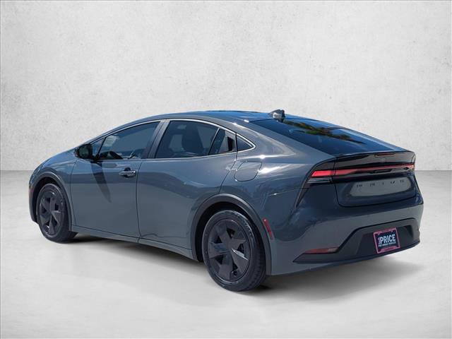 Used 2024 Toyota Prius LE image 7