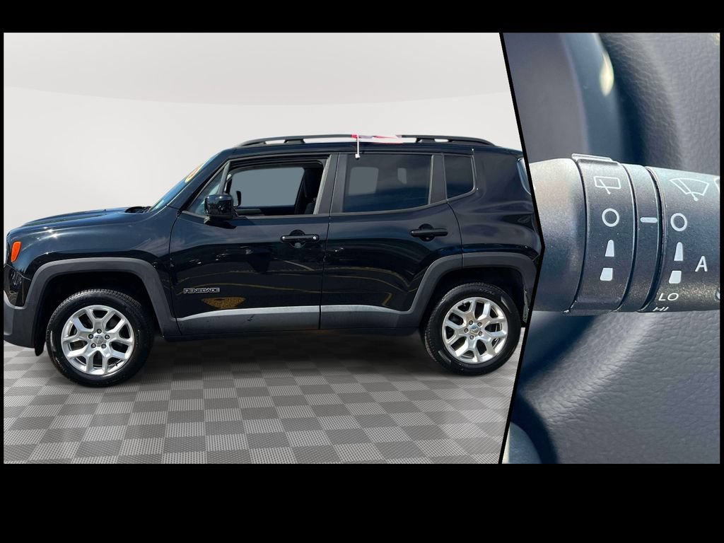 Used 2018 Jeep Renegade Latitude w/ Cold Weather Group AWD/4WD image 4