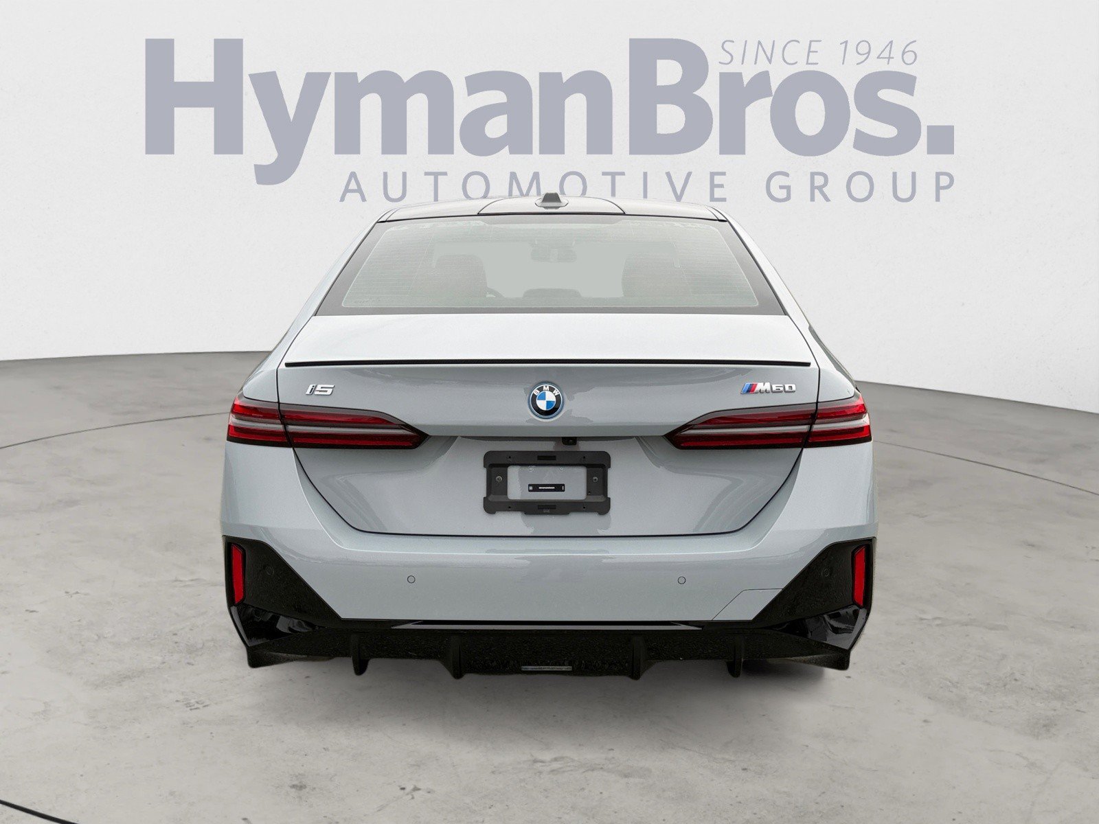 Used 2024 BMW i5 M60 w/ Executive Package image 4
