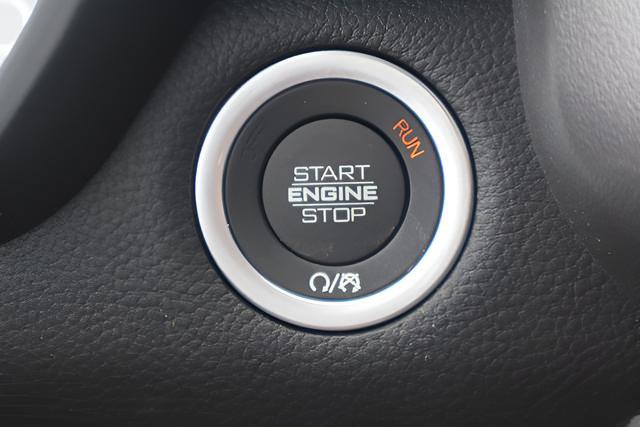New 2026 RAM 1500 Laramie AWD/4WD image 22