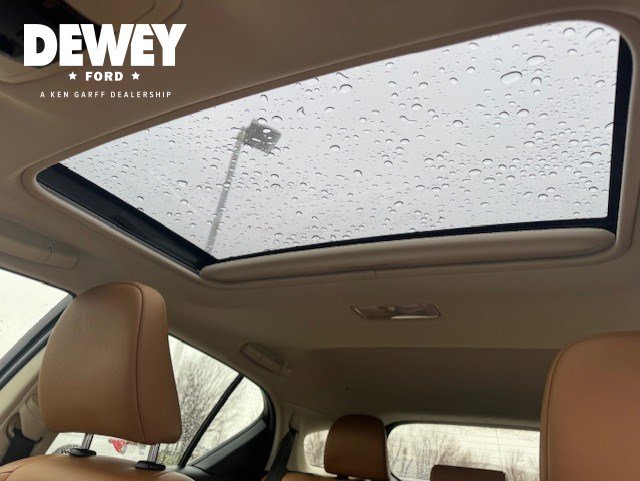 Used 2016 Lexus CT 200h w/ Navigation Package image 19