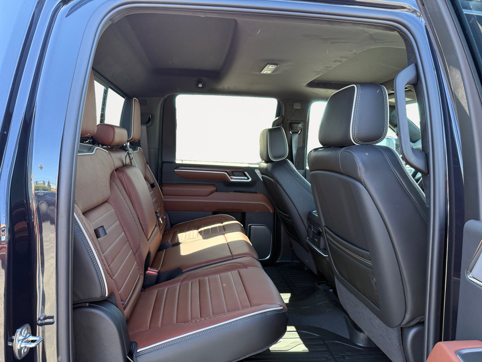New 2026 GMC Sierra 2500 Denali Ultimate AWD/4WD image 18