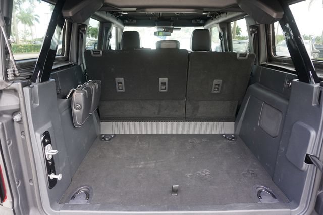 Used 2025 Ford Bronco Outer Banks w/ Sasquatch Package AWD/4WD image 26