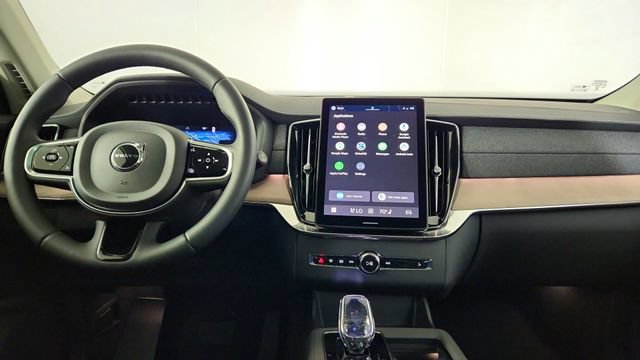 New 2026 Volvo XC90 B6 Plus w/ Protection Package AWD/4WD image 25