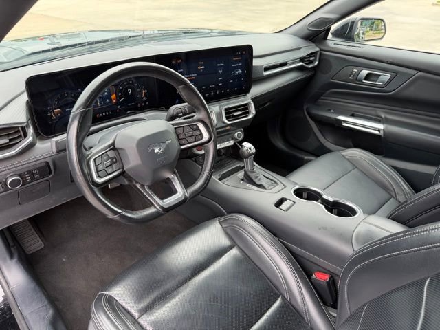 Used 2024 Ford Mustang Premium image 11