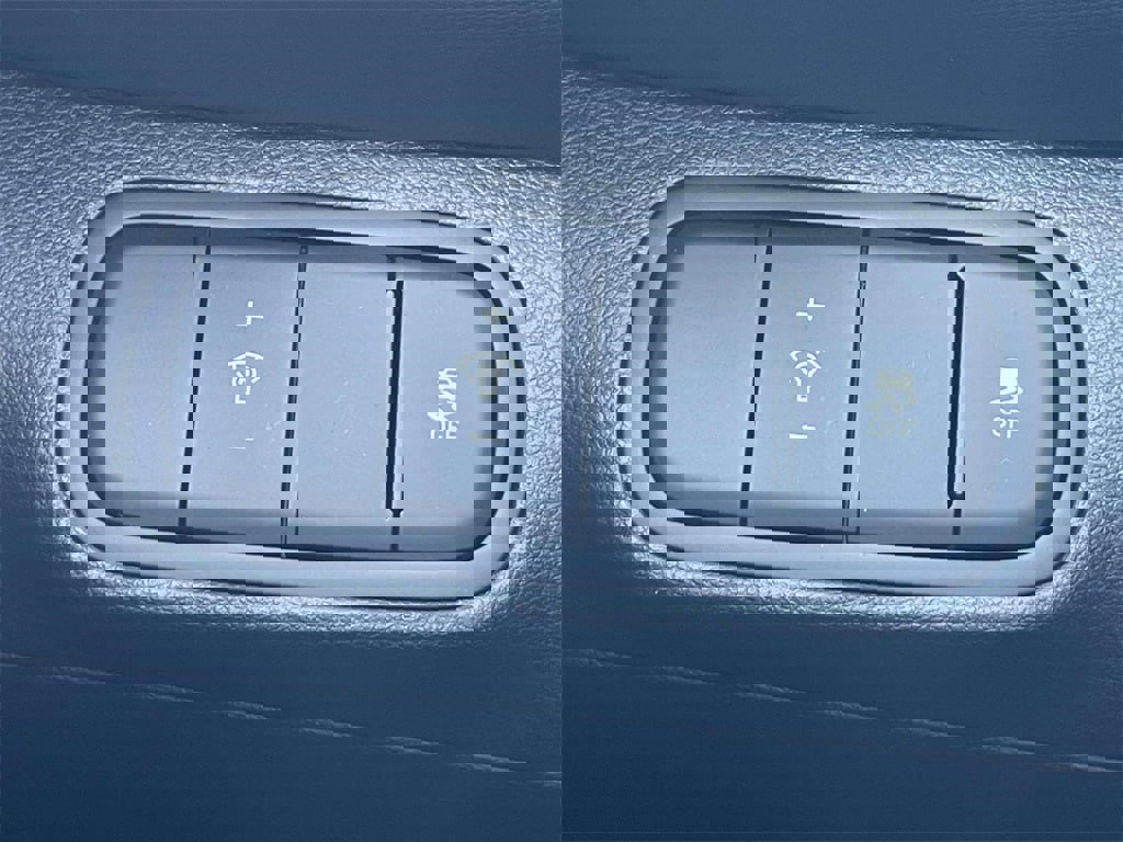 New 2026 Hyundai Venue SEL image 18