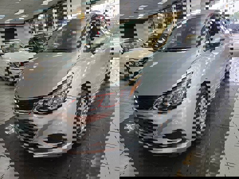 Used 2018 Chevrolet Cruze LS image 1