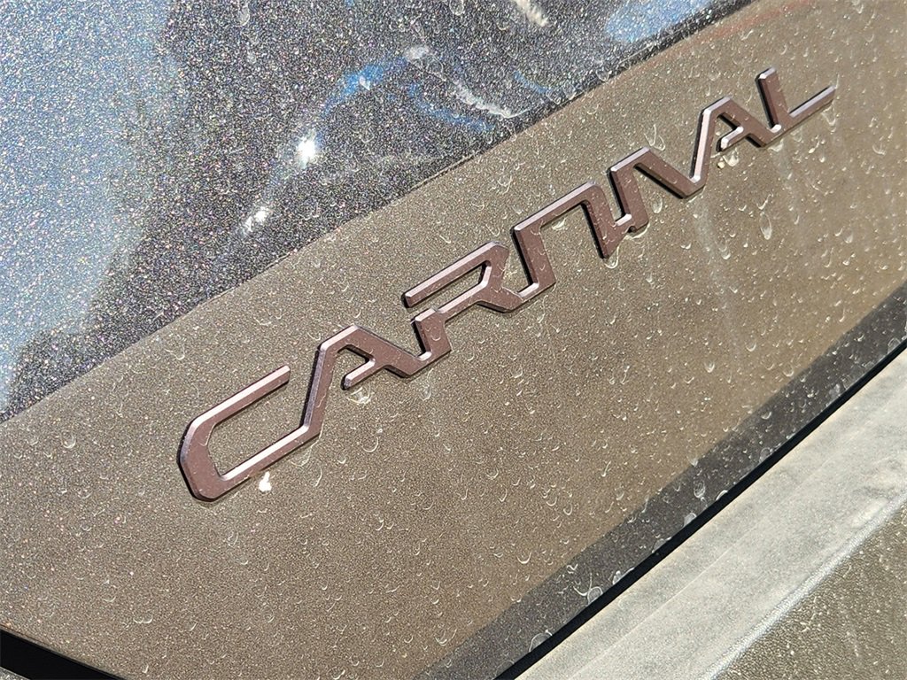 New 2026 Kia Carnival SX image 8