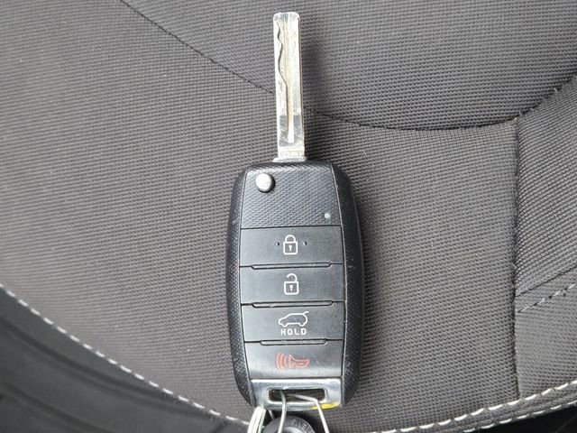 Used 2018 Kia Soul image 31