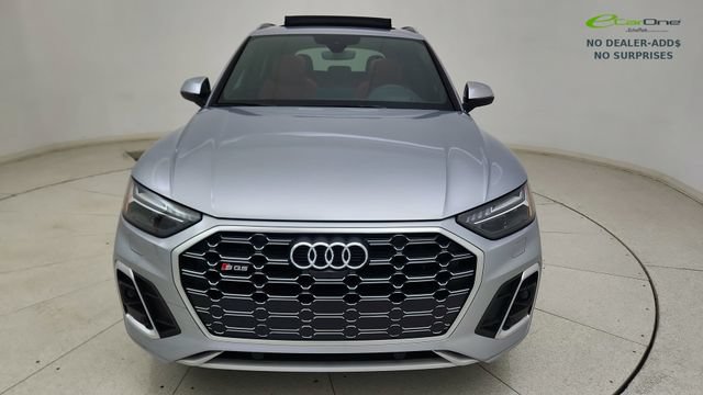 Used 2025 Audi SQ5 Prestige AWD/4WD image 2
