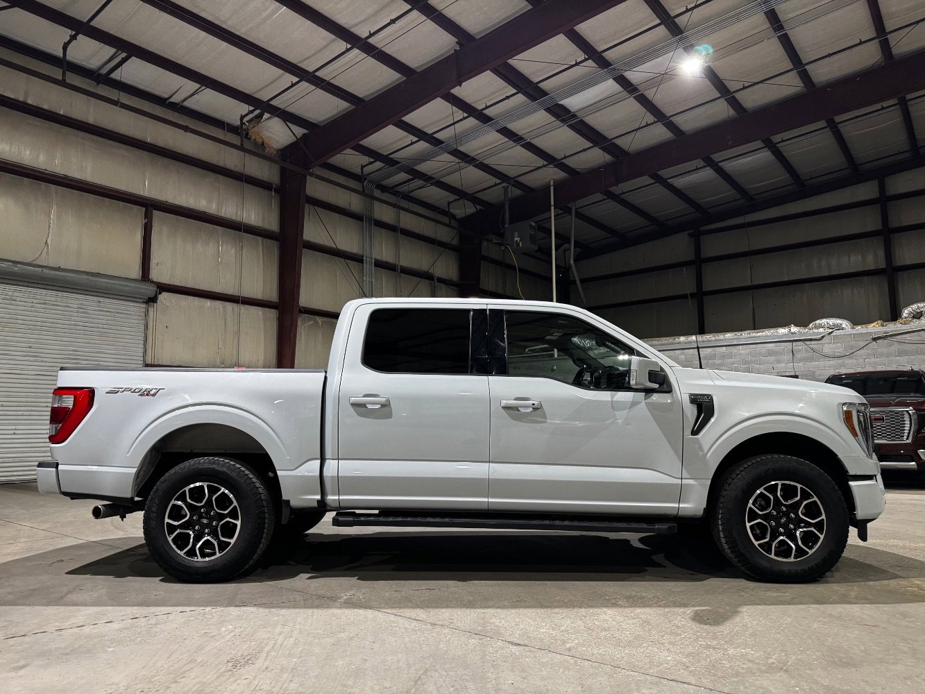 Used 2022 Ford F150 Lariat w/ Equipment Group 502A High image 4
