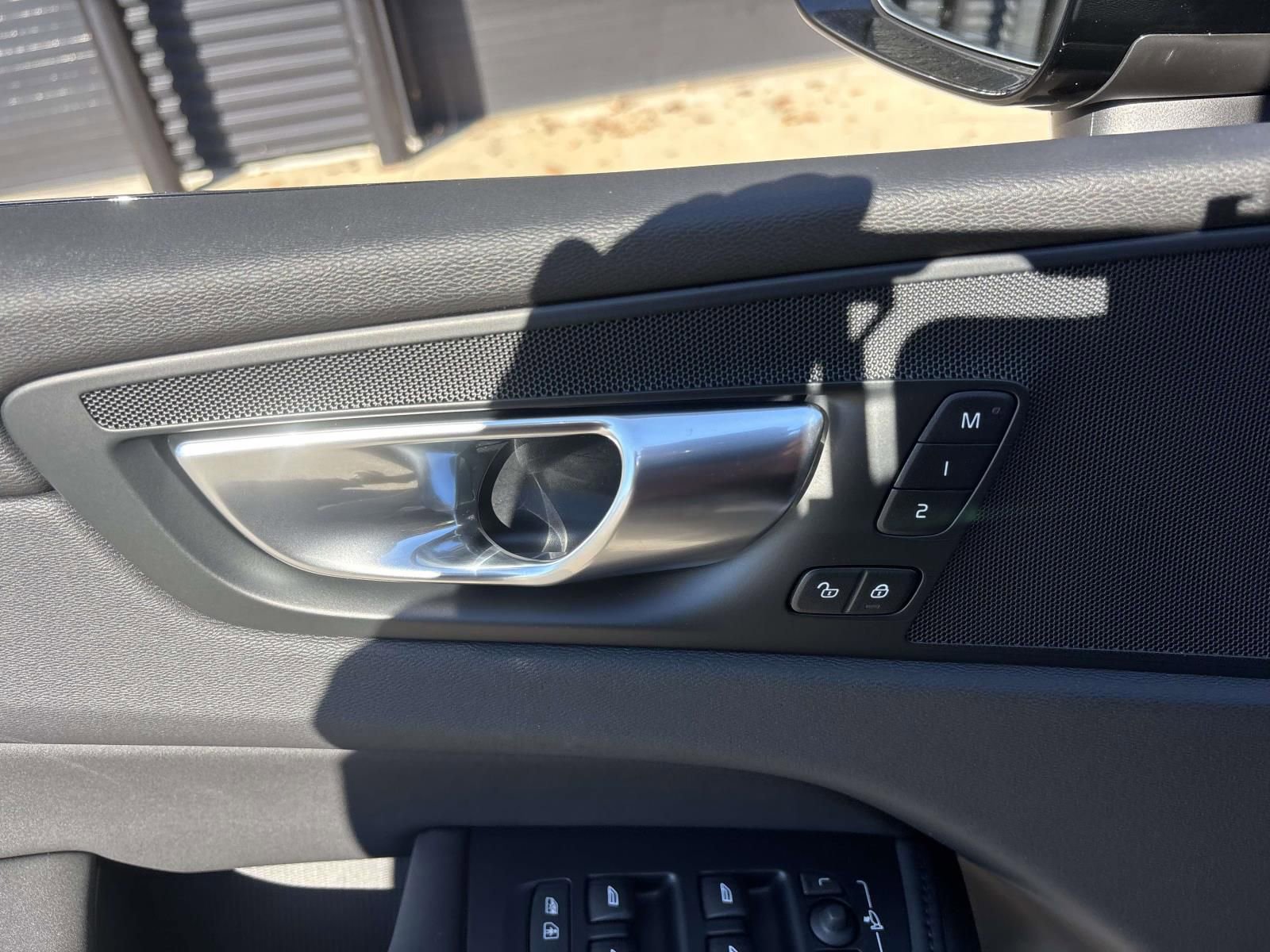 New 2026 Volvo XC60 B5 Plus w/ Protection Package Premier image 12