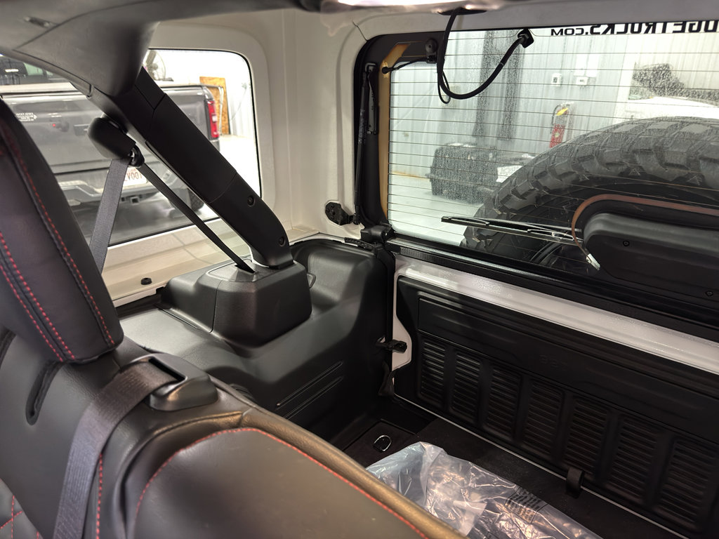 Used 2024 Jeep Wrangler Willys image 7