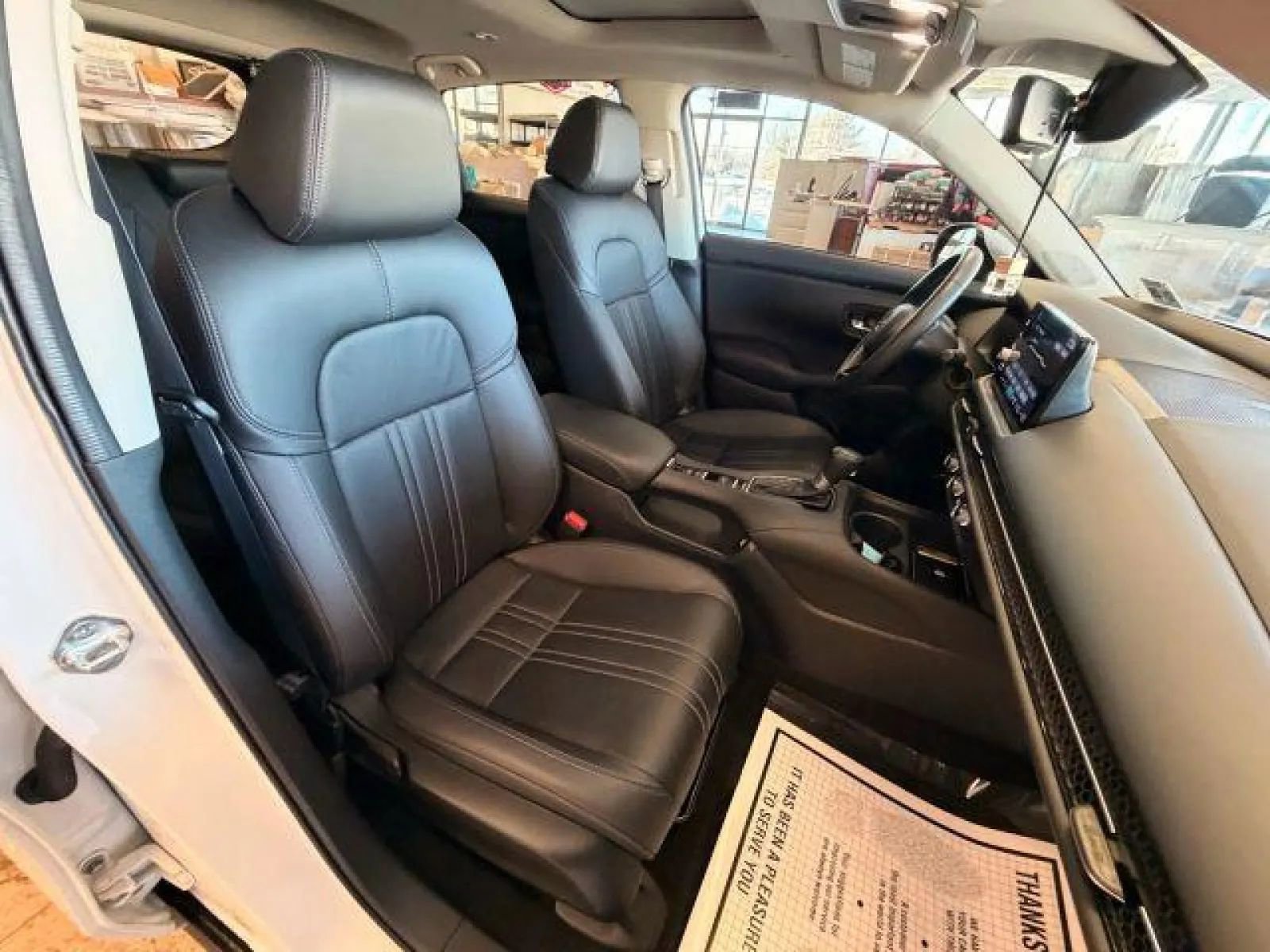 Used 2023 Honda HR-V EX-L image 18