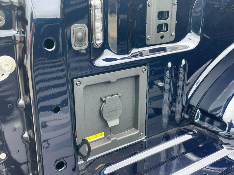 New 2025 Ford F150 Lariat w/ Equipment Group 502A High image 8