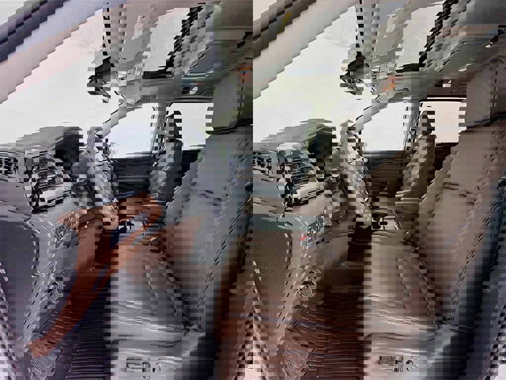 New 2025 Honda Odyssey Touring image 22