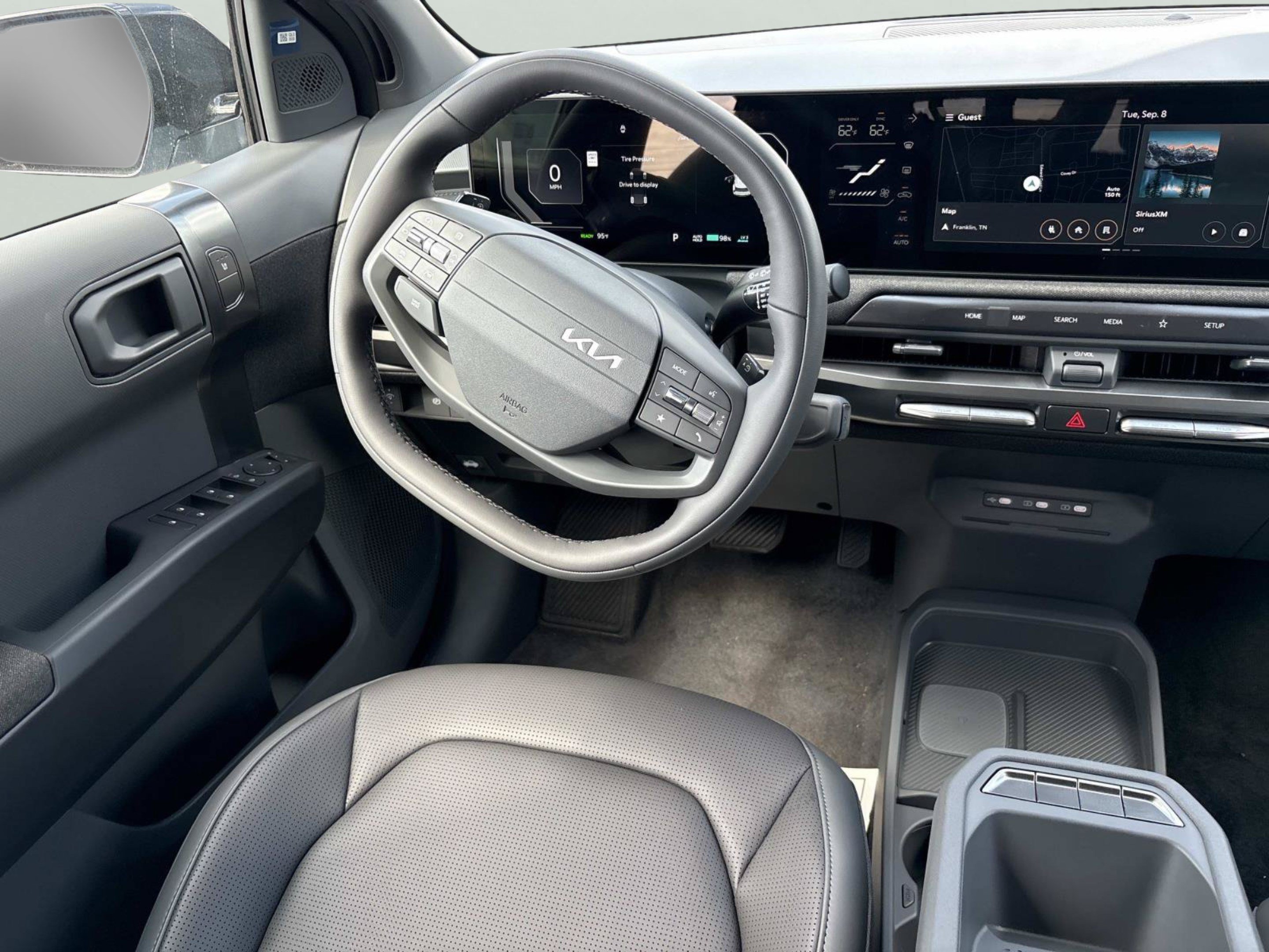 New 2027 Kia EV3 Wind FWD image 13
