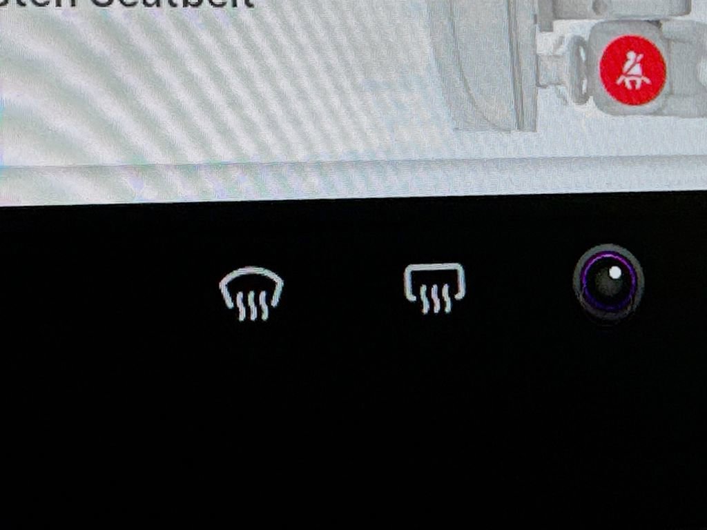 Used 2022 Tesla Model Y Performance image 23