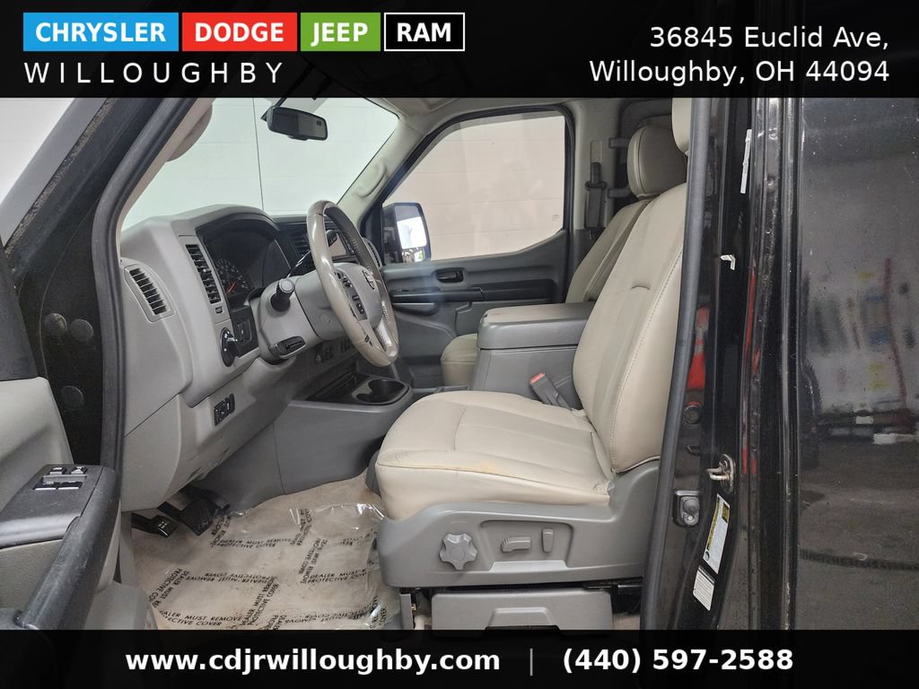 Used 2016 Nissan NV 3500 SL RWD image 14