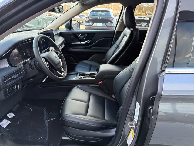 New 2026 Lincoln Corsair Premiere image 8