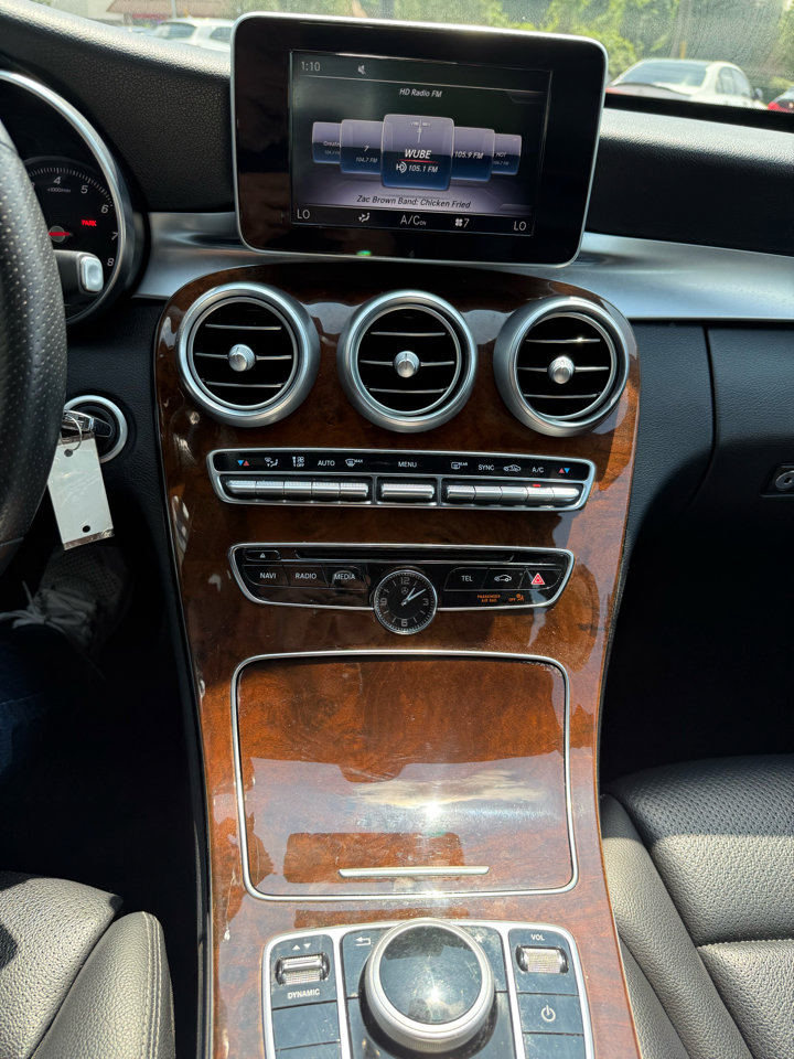 Used 2018 Mercedes-Benz C 300 C 300 4MATIC Sedan w/ Premium Package image 17