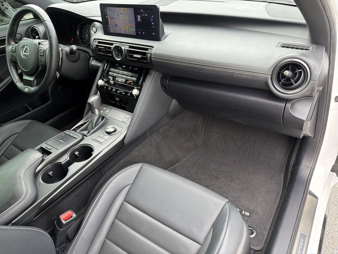Used 2024 Lexus IS 350 F Sport RWD image 11