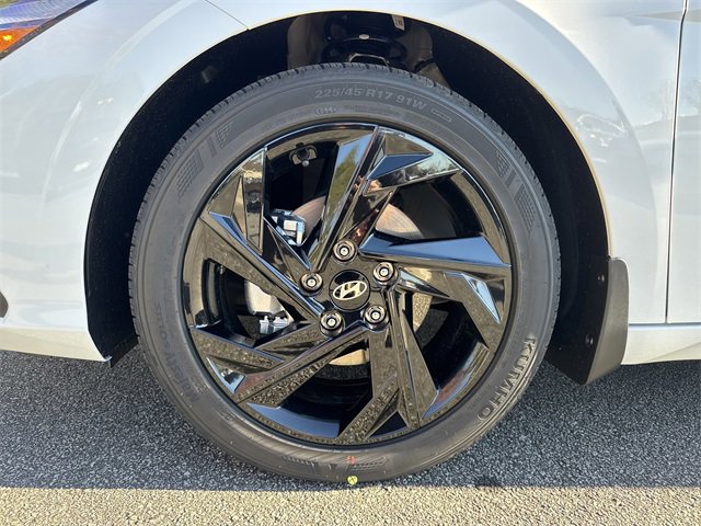 New 2026 Hyundai Elantra Sport image 11