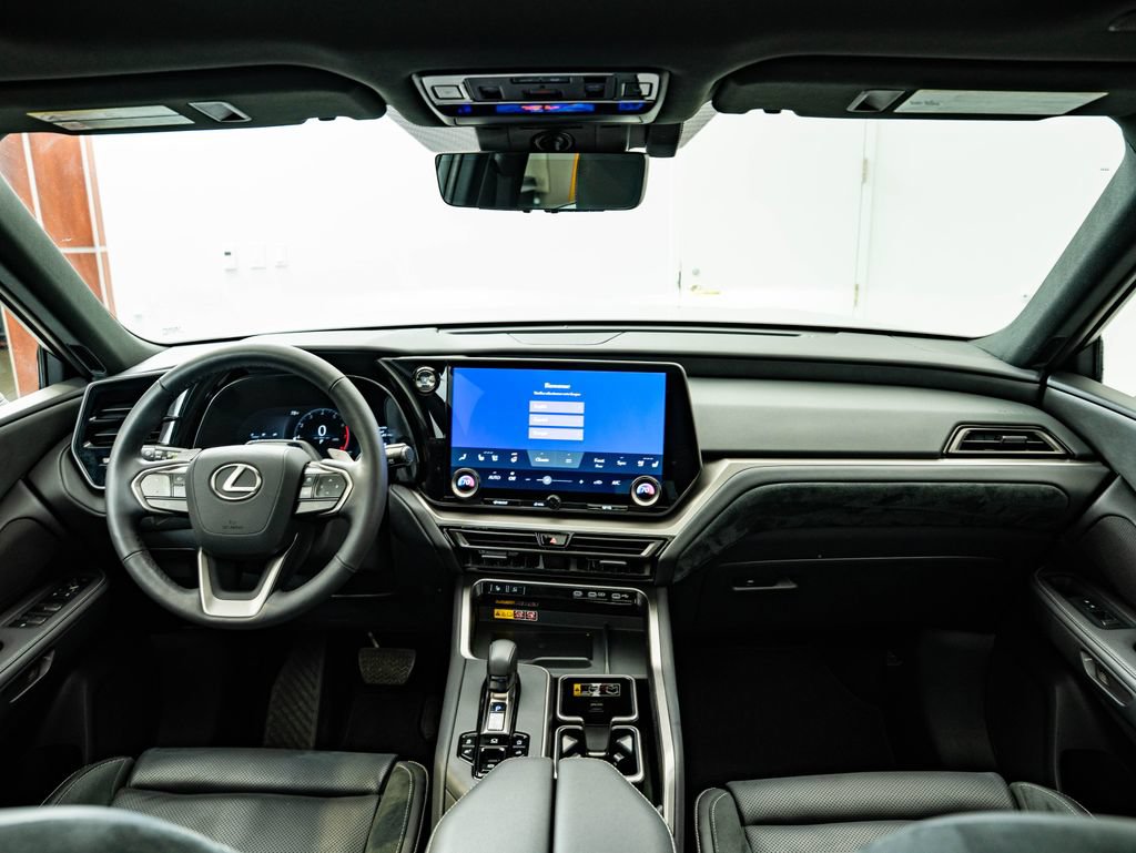 Certified 2025 Lexus TX 350 AWD w/ Technology Package image 4