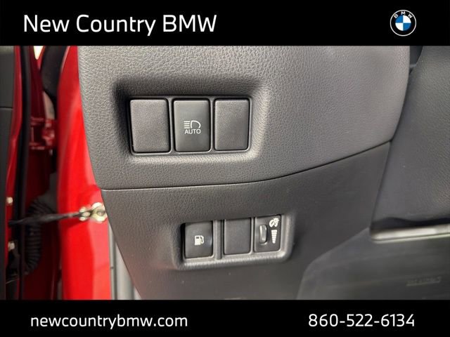 Used 2022 Toyota C-HR Nightshade image 28