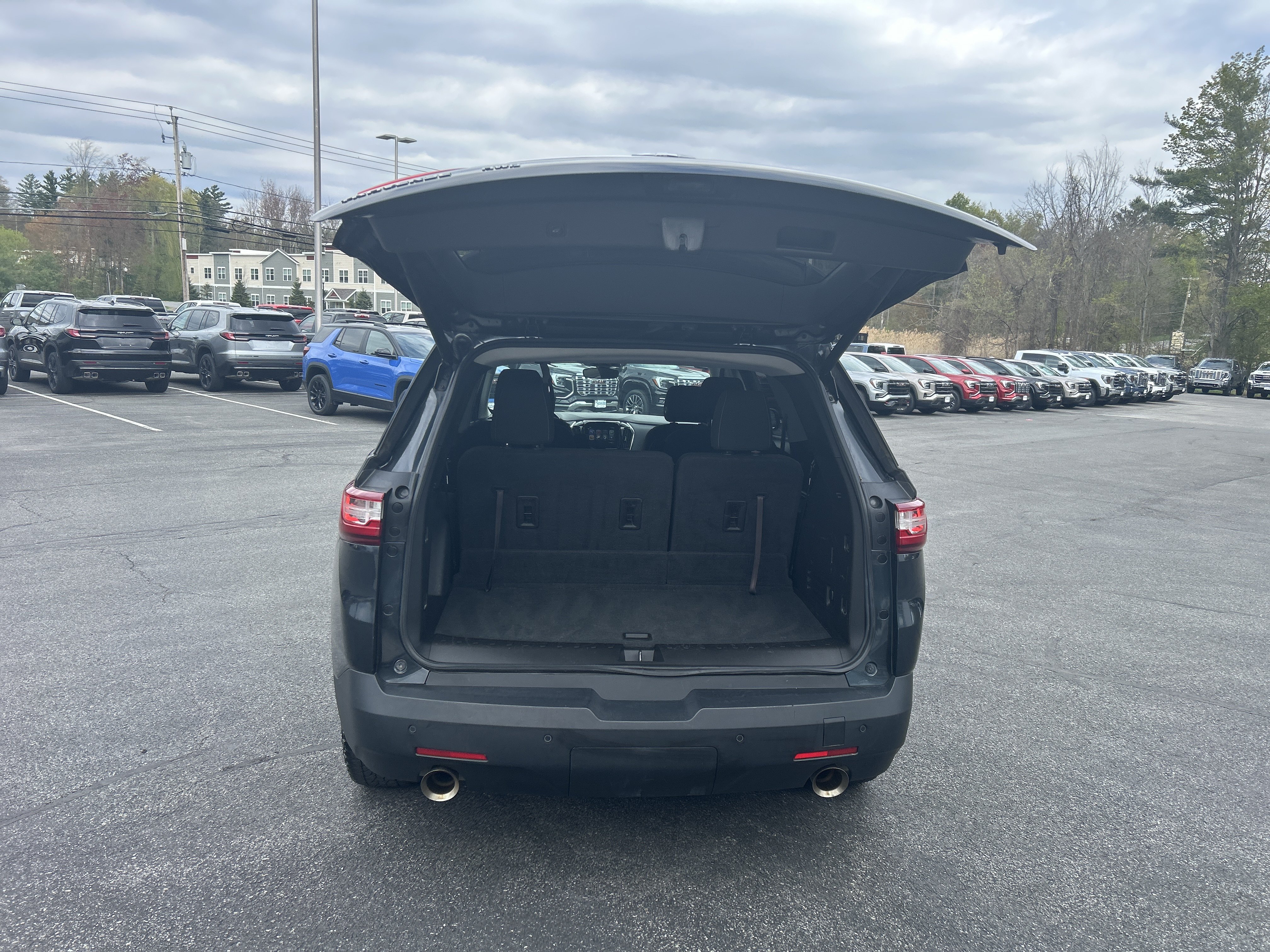 Used 2019 Chevrolet Traverse LT AWD/4WD image 10