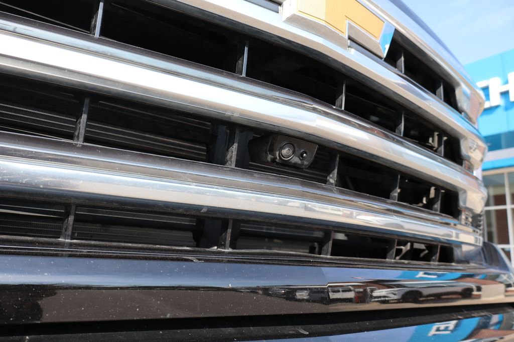 Used 2025 Chevrolet Silverado 1500 High Country w/ High Country Premium Package image 9