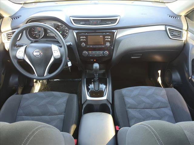 Used 2016 Nissan Rogue S image 17
