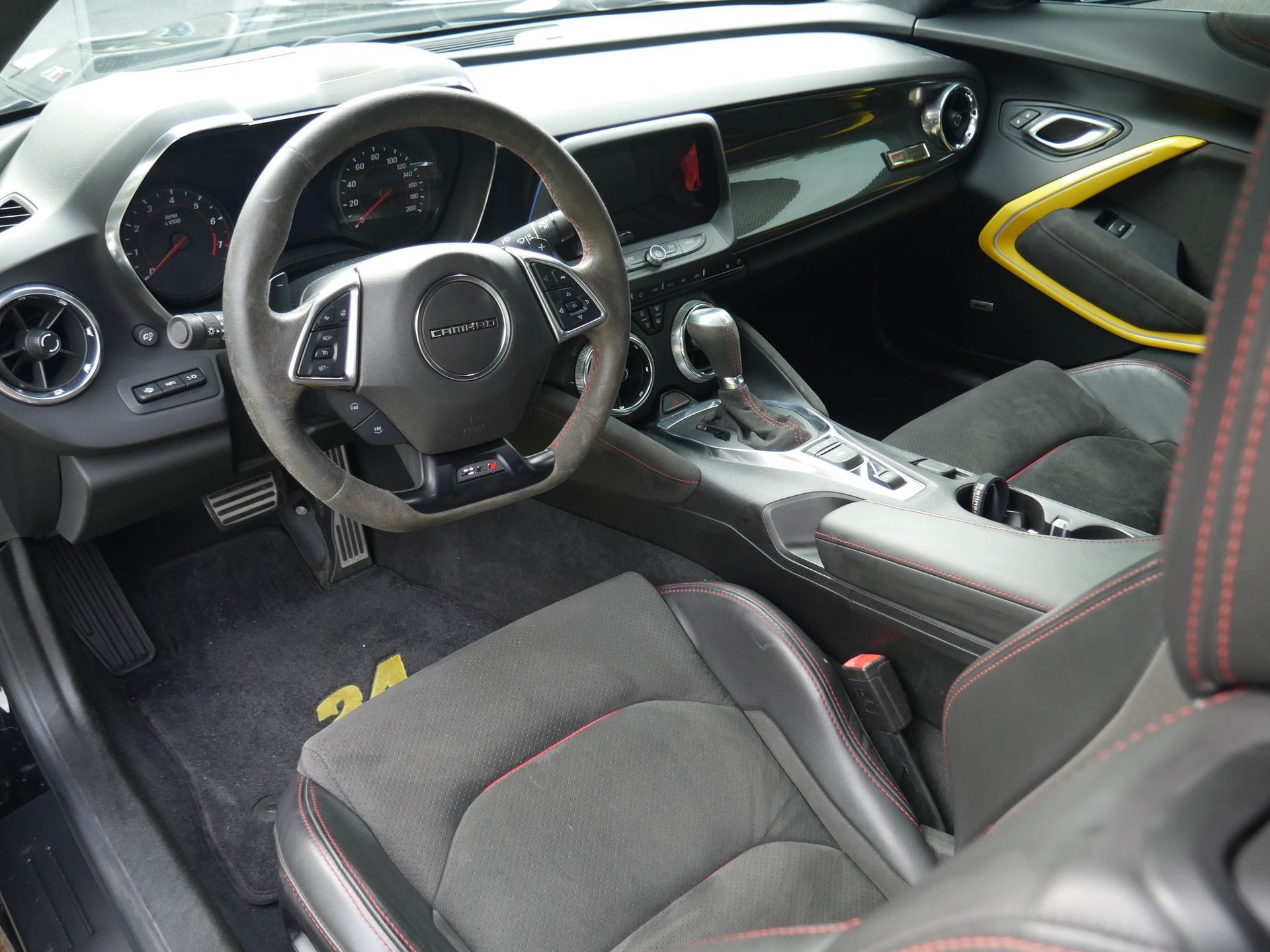 Used 2020 Chevrolet Camaro ZL1 RWD image 4