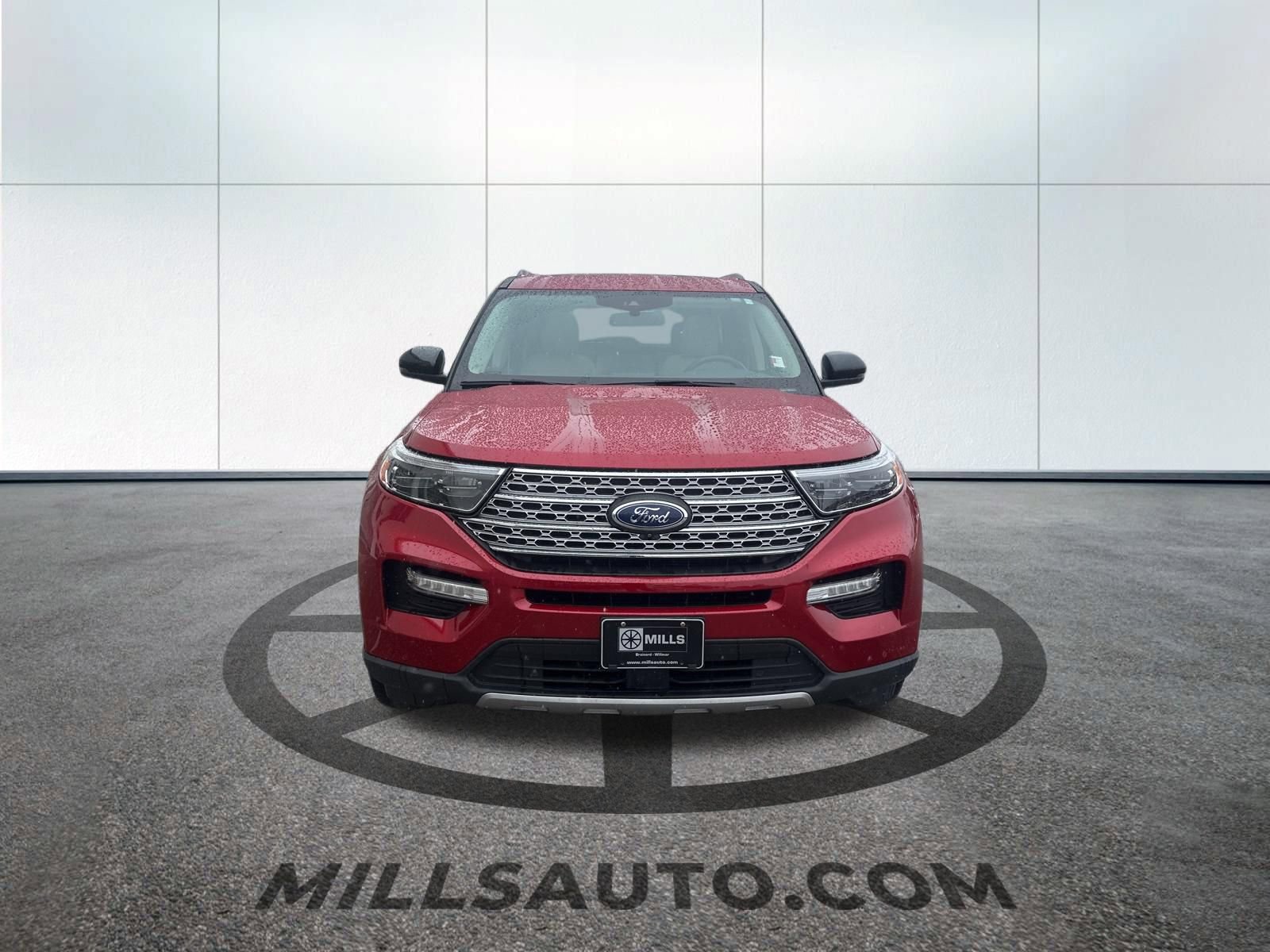 Used 2021 Ford Explorer Limited w/ Equipment Group 301A image 2