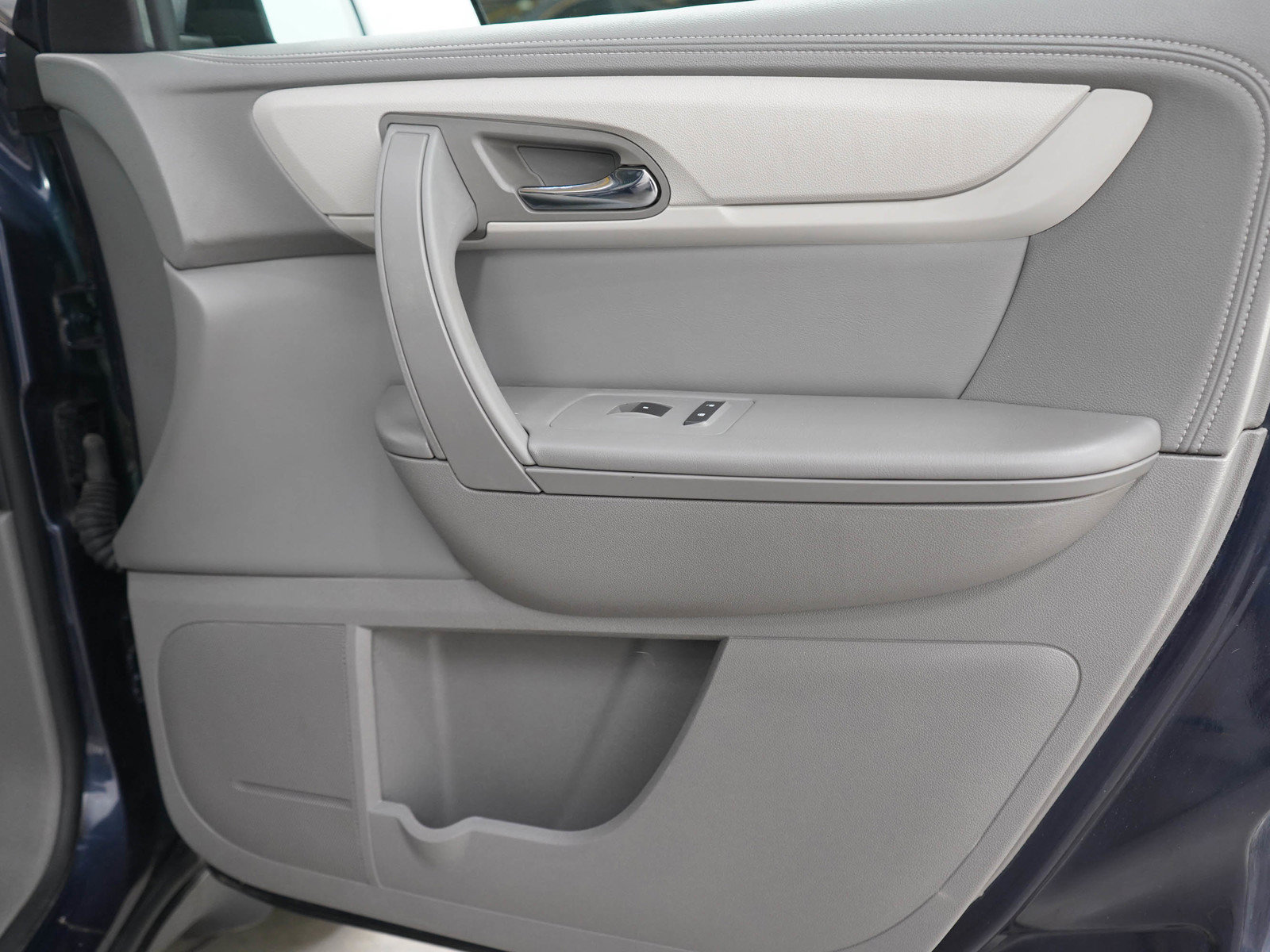 Used 2017 Chevrolet Traverse LS AWD/4WD image 9