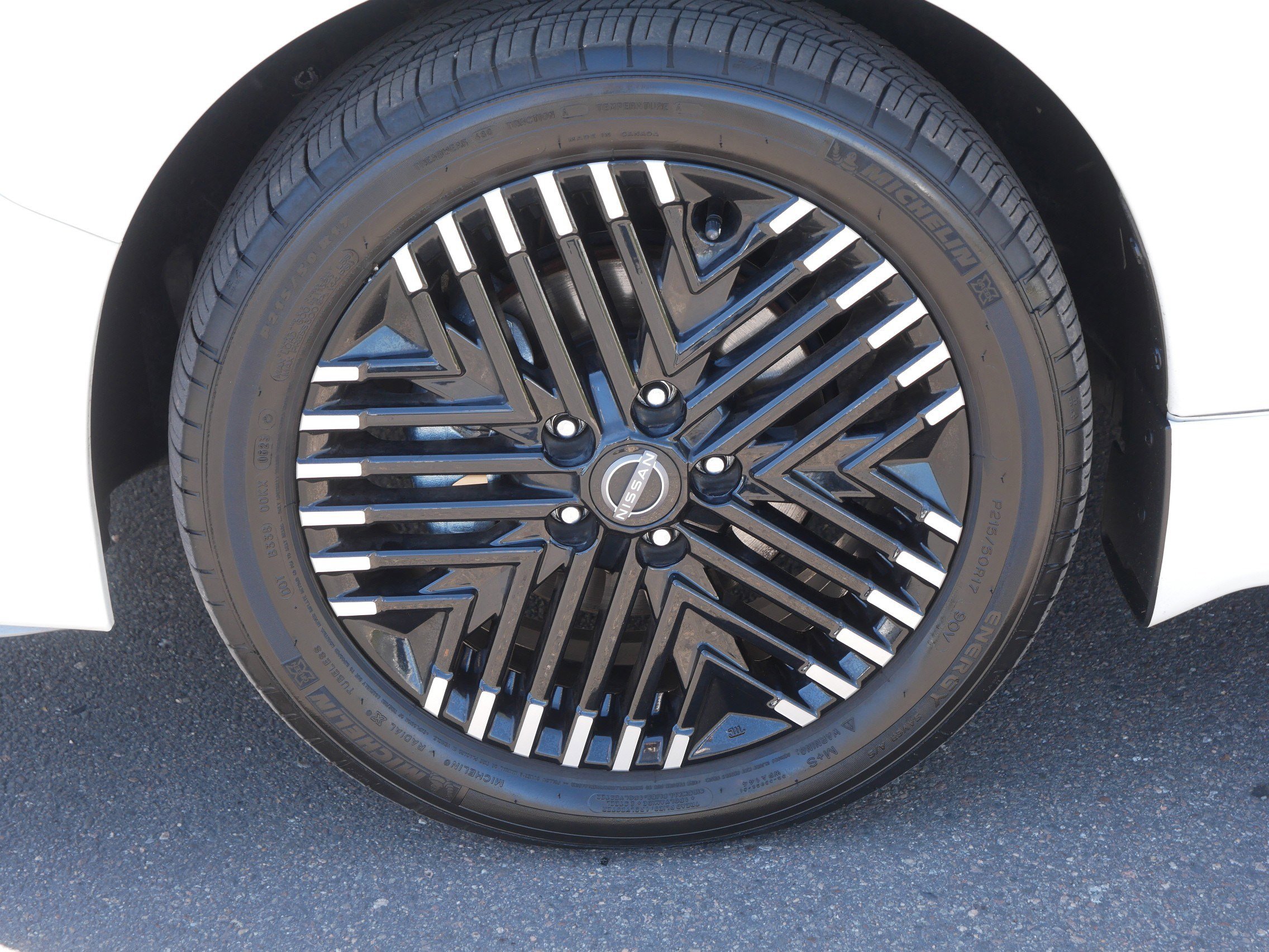 Used 2023 Nissan Leaf SV Plus FWD image 15