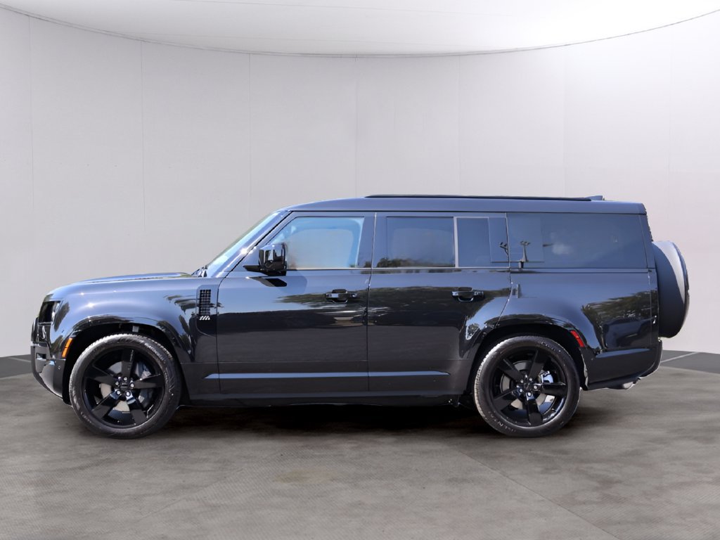 New 2026 Land Rover Defender 130 X-Dynamic SE AWD/4WD image 4