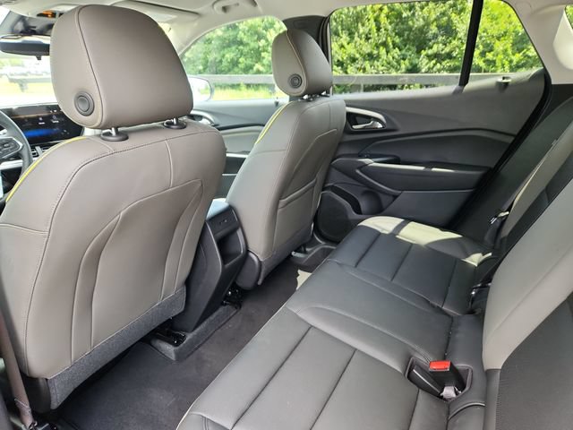 New 2026 Chevrolet Trax ACTIV w/ Driver Confidence Package FWD image 16