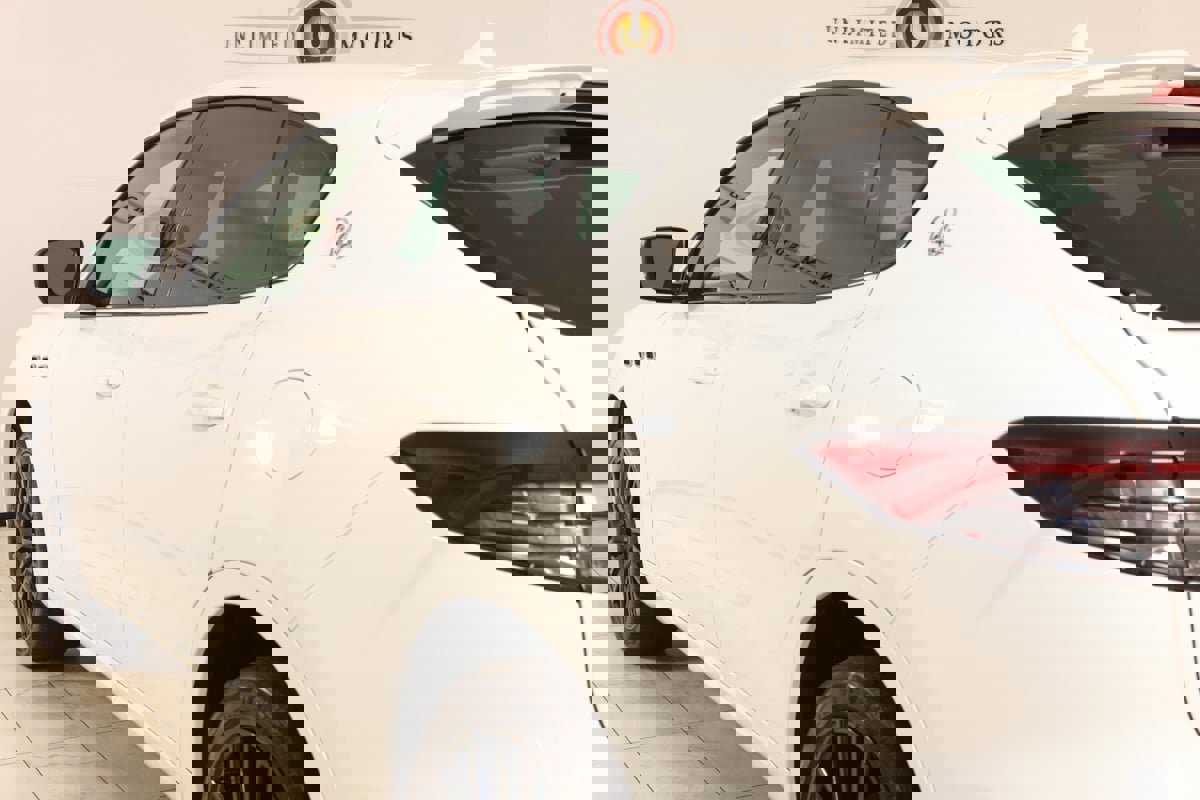 Used 2021 Maserati Levante GTS image 45