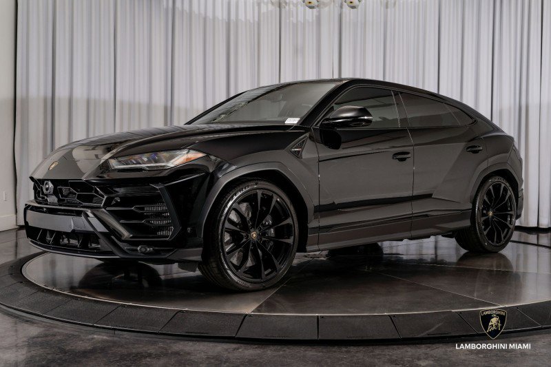 Used 2021 Lamborghini Urus image 8