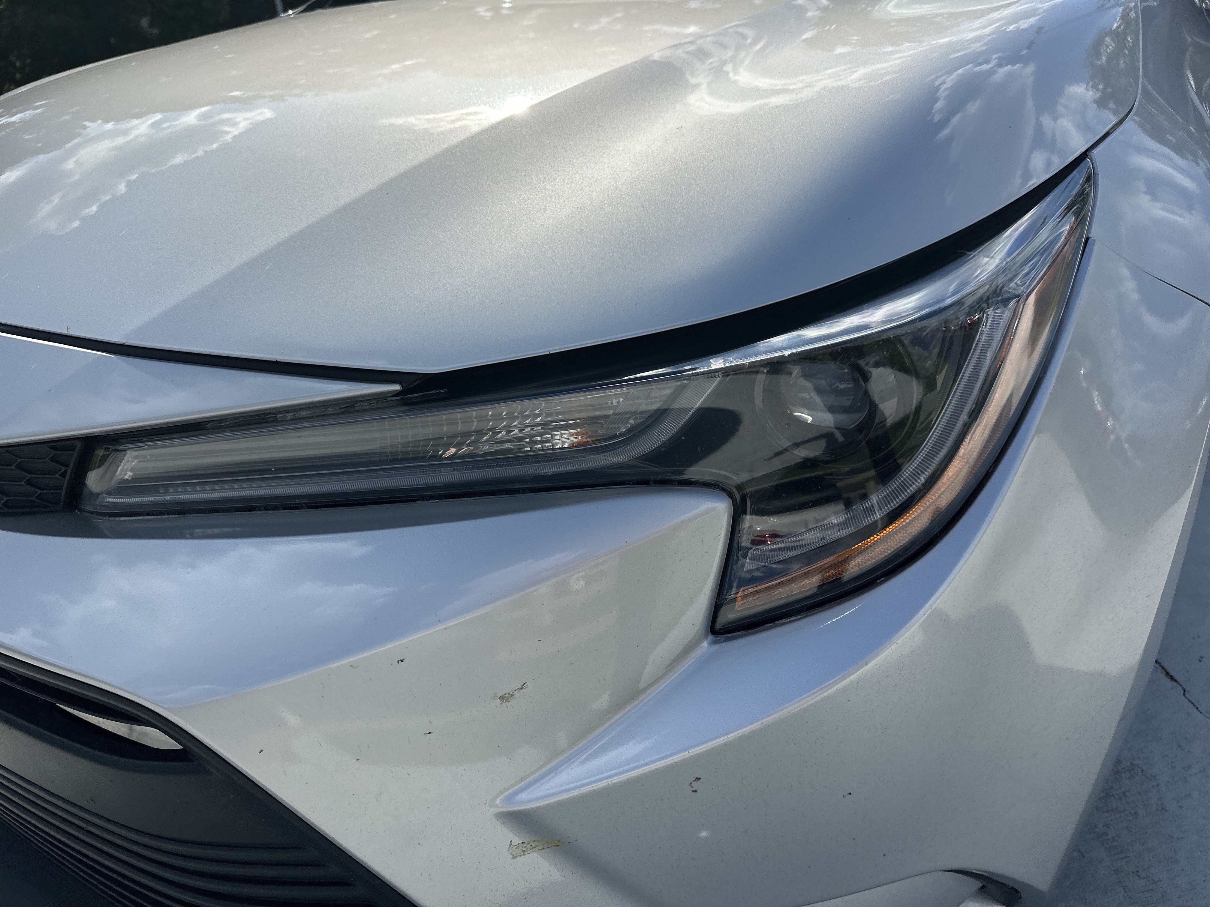 Used 2025 Toyota Corolla LE FWD image 6