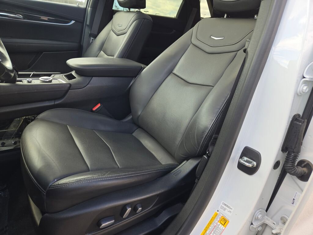 Used 2021 Cadillac XT5 Premium Luxury image 27