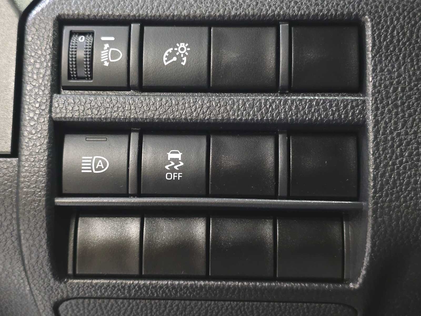 Certified 2025 Toyota Tacoma SR RWD image 17