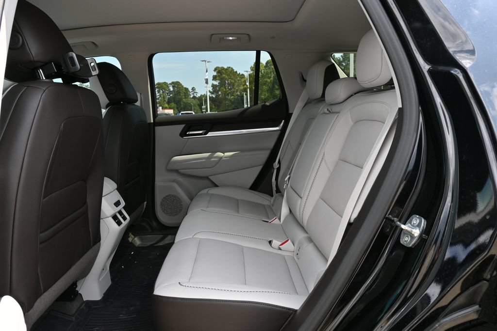 Used 2026 GMC Terrain Denali w/ LPO, Floor Liner Package AWD/4WD image 18