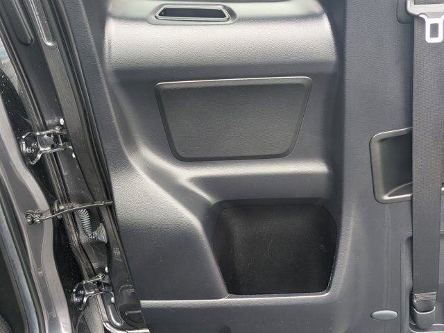 Used 2022 Toyota Tacoma SR AWD/4WD image 18